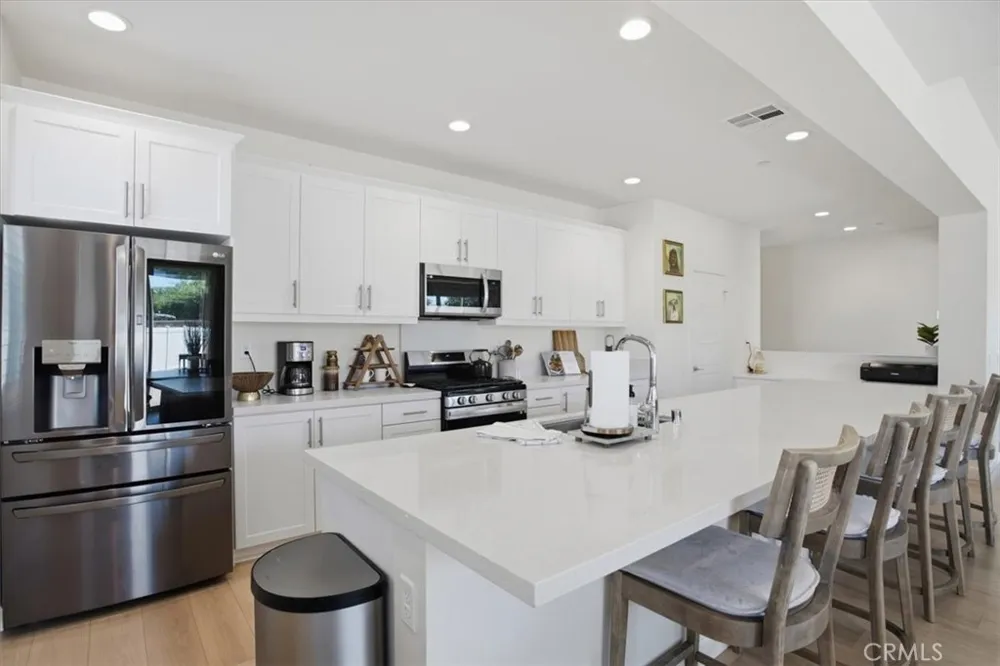 38017 Periwinkle Place Palmdale, CA 93550