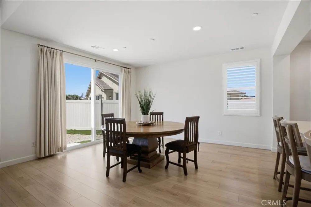 38017 Periwinkle Place Palmdale, CA 93550