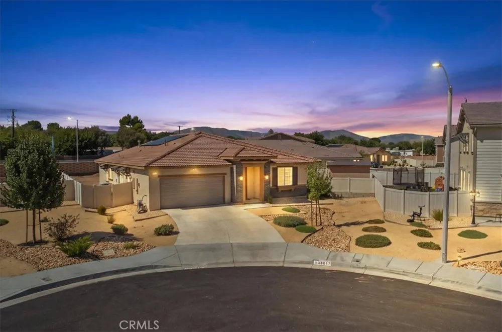 38017 Periwinkle Place Palmdale, CA 93550