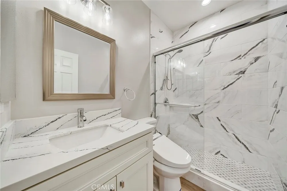 44940 Honey Locust Temecula, CA 92592