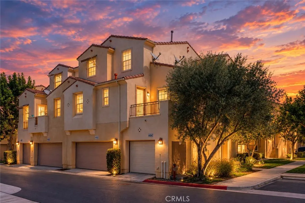 44940 Honey Locust Temecula, CA 92592
