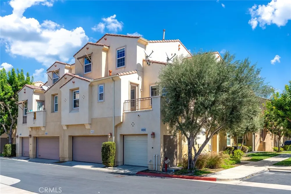 44940 Honey Locust Temecula, CA 92592