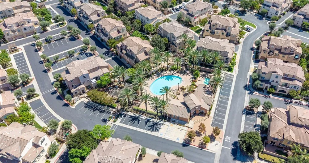 44940 Honey Locust Temecula, CA 92592
