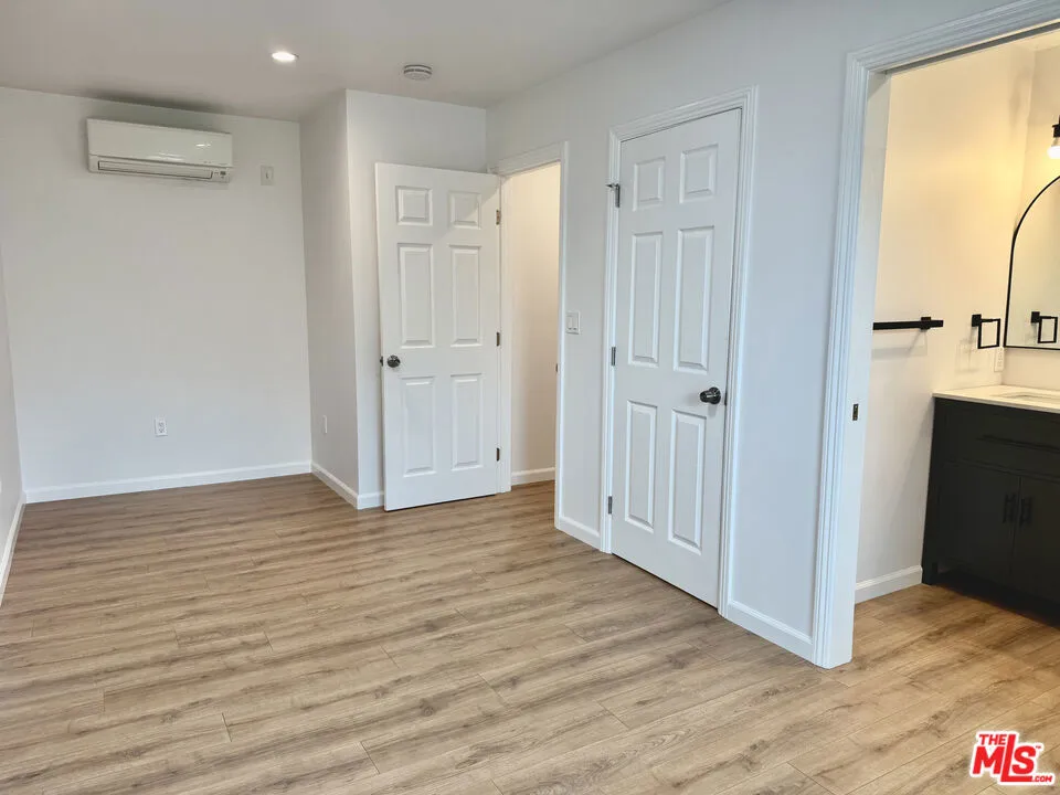 384 Hargrave Street #1/2 Inglewood, CA 90302