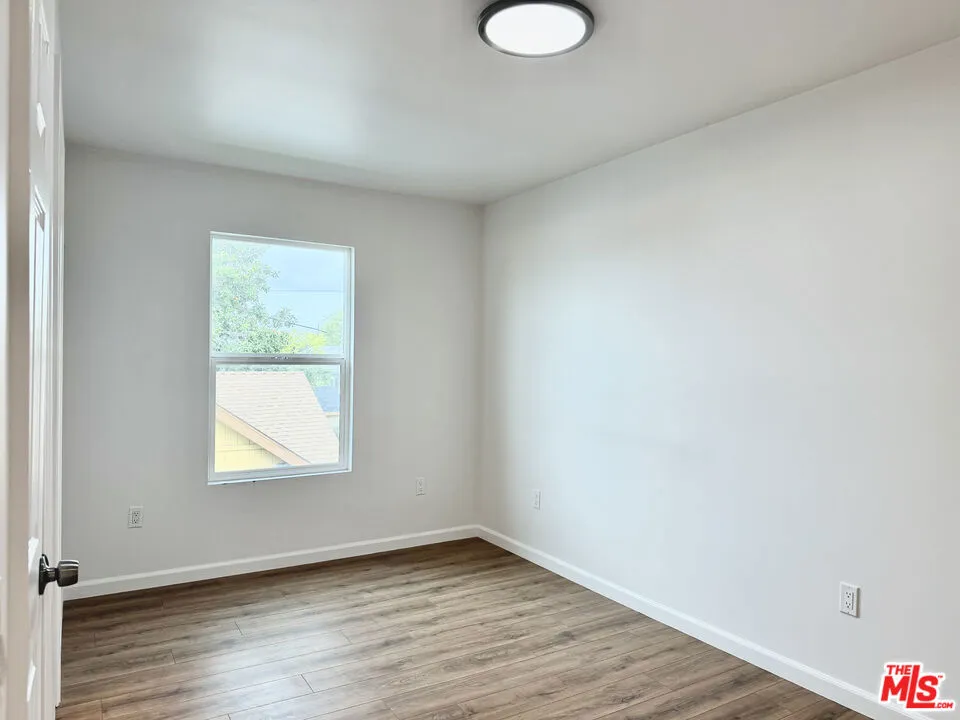 384 Hargrave Street #1/2 Inglewood, CA 90302