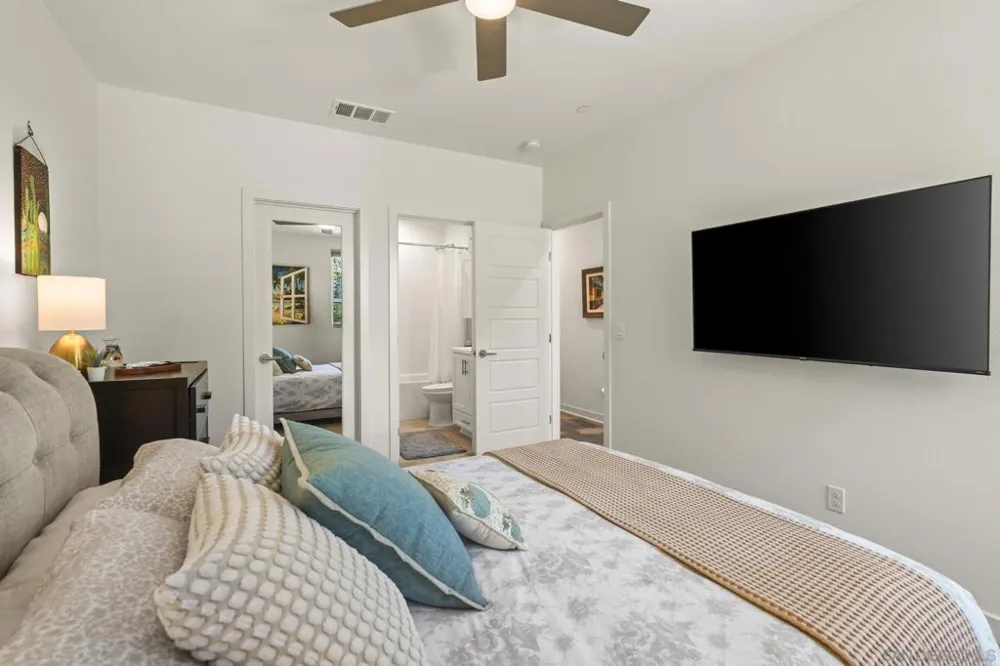 10403 Adamson San Diego, CA 92126