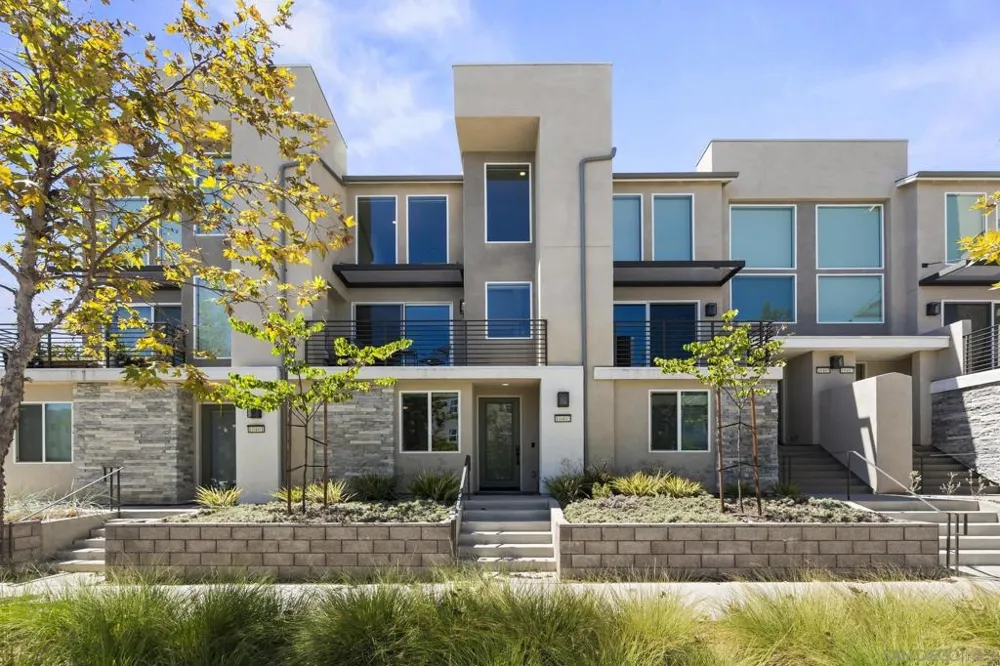 10403 Adamson San Diego, CA 92126