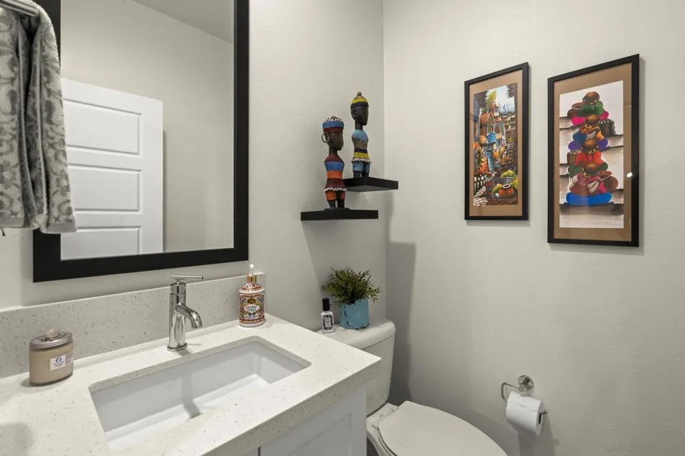 10403 Adamson San Diego, CA 92126