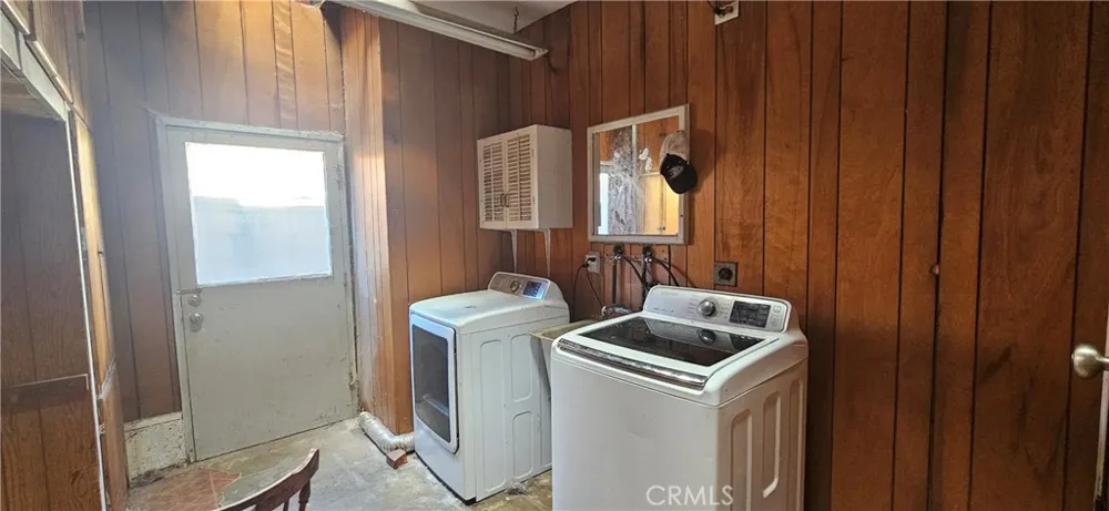 15720 Poppy Way Westminster, CA 92683