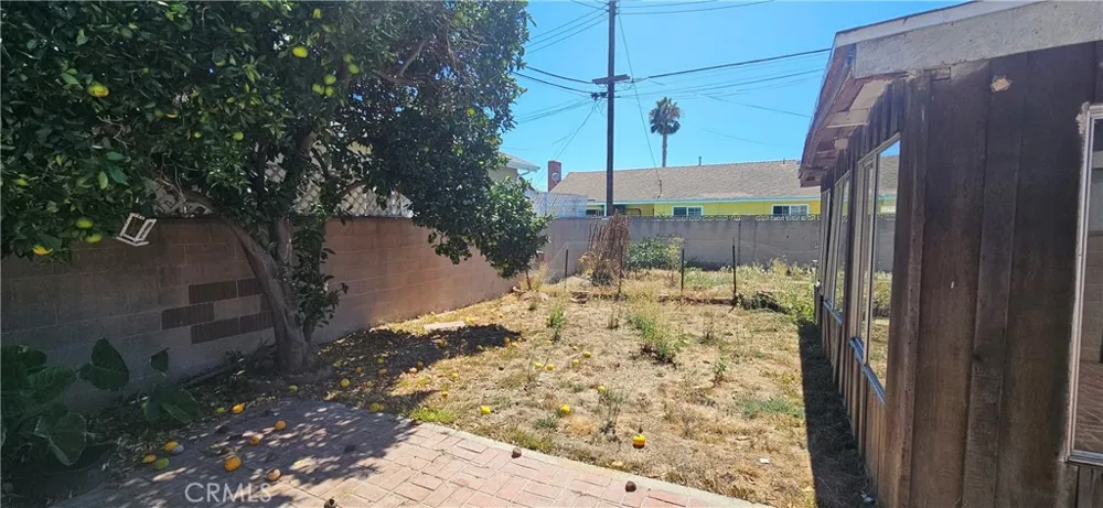 15720 Poppy Way Westminster, CA 92683