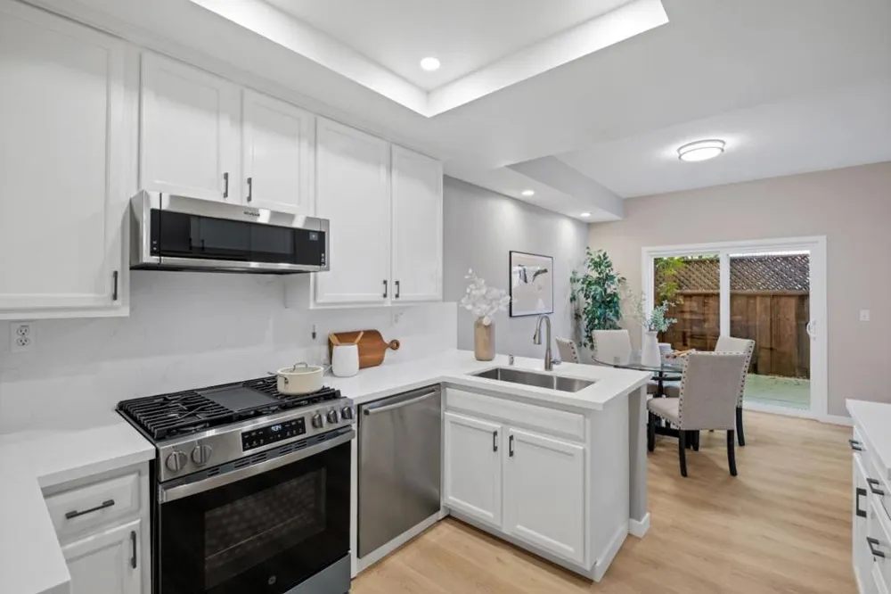 105 Chalet Woods Circle Campbell, CA 95008