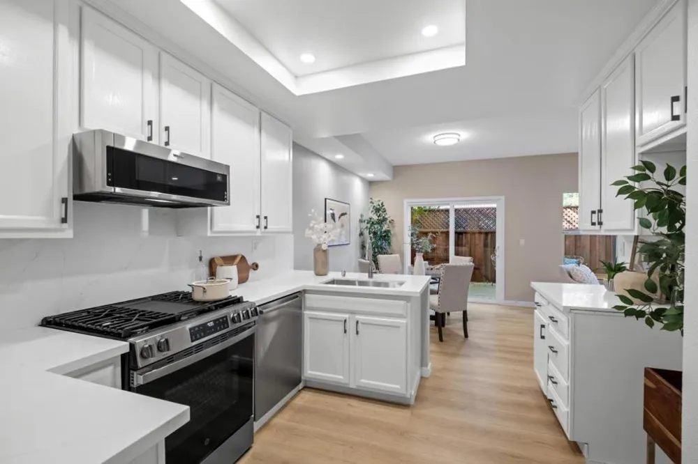105 Chalet Woods Circle Campbell, CA 95008