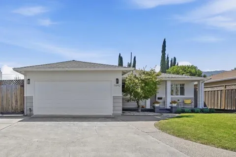 1642 Orchard View Drive