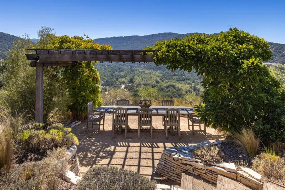224 Vista Verde Carmel Valley, CA 93924