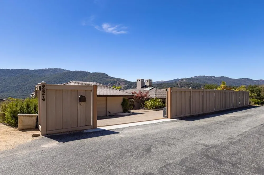 224 Vista Verde Carmel Valley, CA 93924
