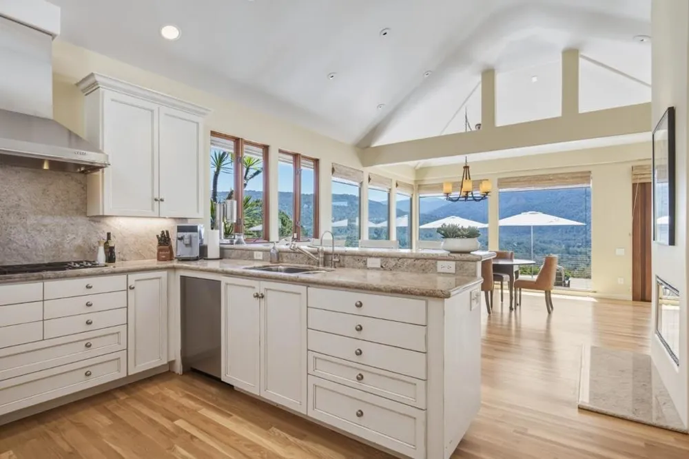 224 Vista Verde Carmel Valley, CA 93924