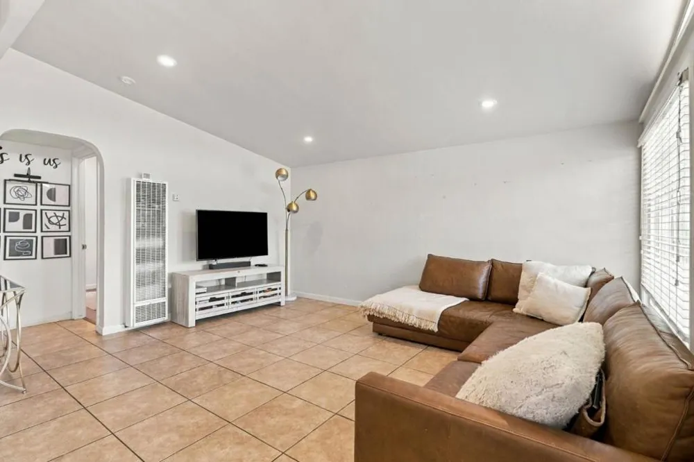27751 Orlando Avenue Hayward, CA 94545