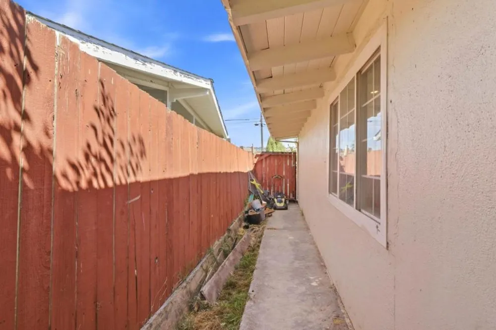 27751 Orlando Avenue Hayward, CA 94545