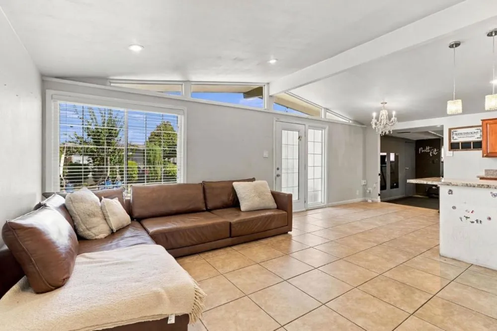 27751 Orlando Avenue Hayward, CA 94545