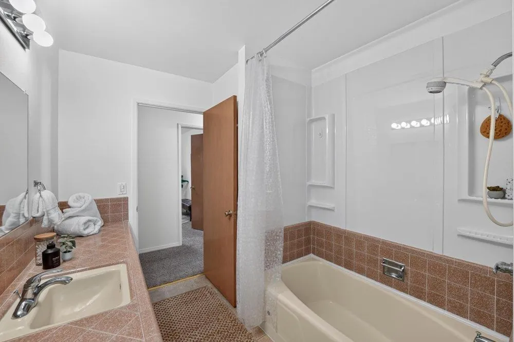 2201 40th Avenue Santa Cruz, CA 95062