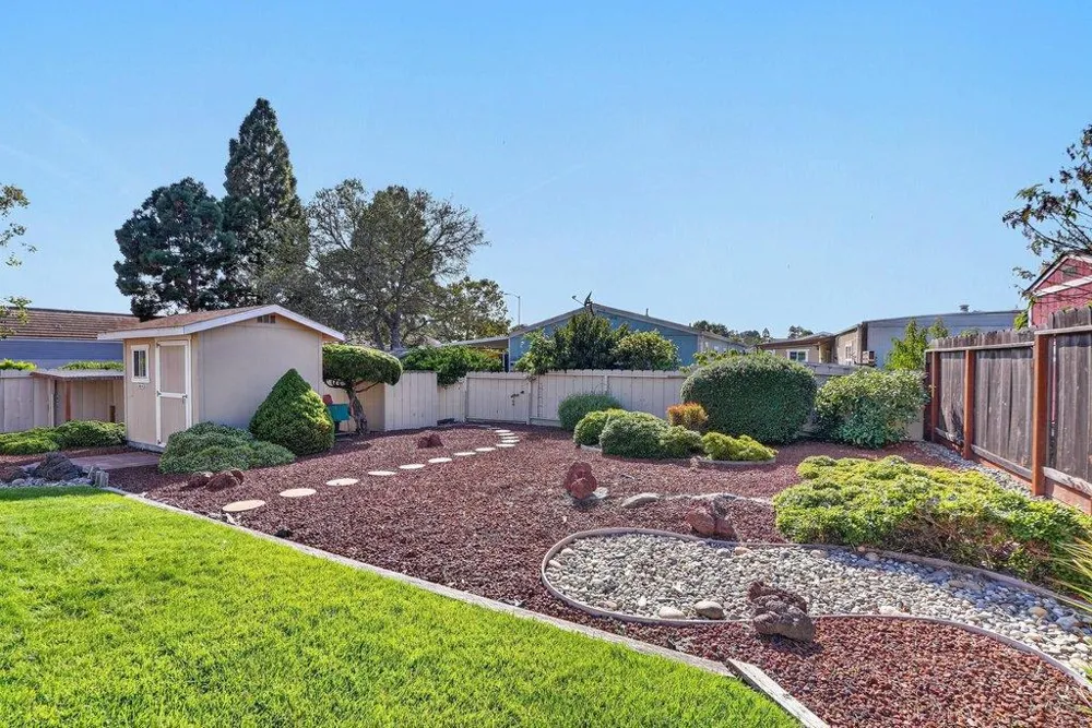 2201 40th Avenue Santa Cruz, CA 95062