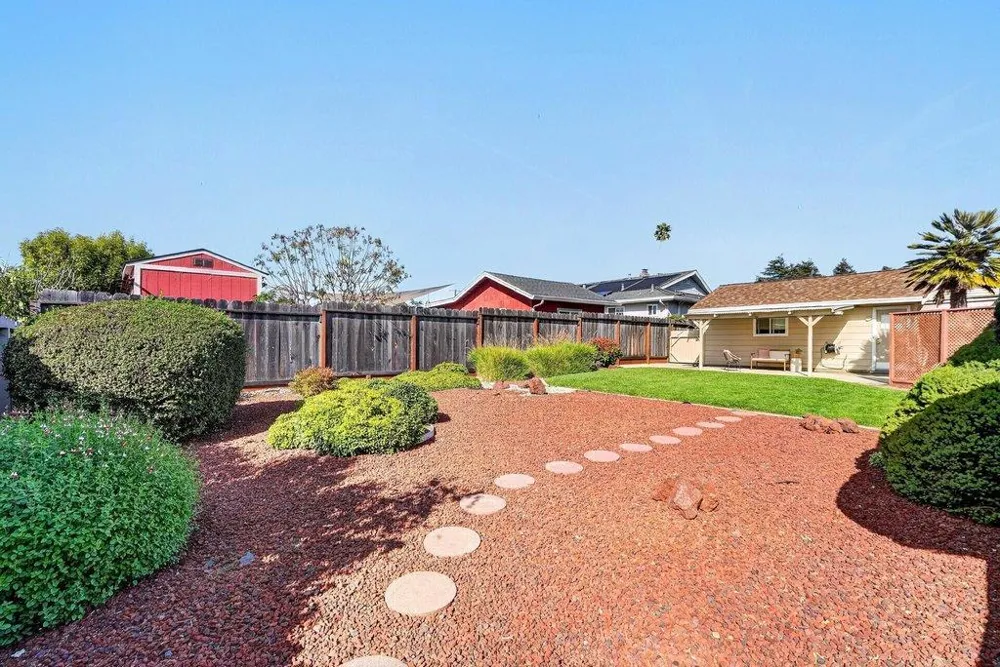 2201 40th Avenue Santa Cruz, CA 95062