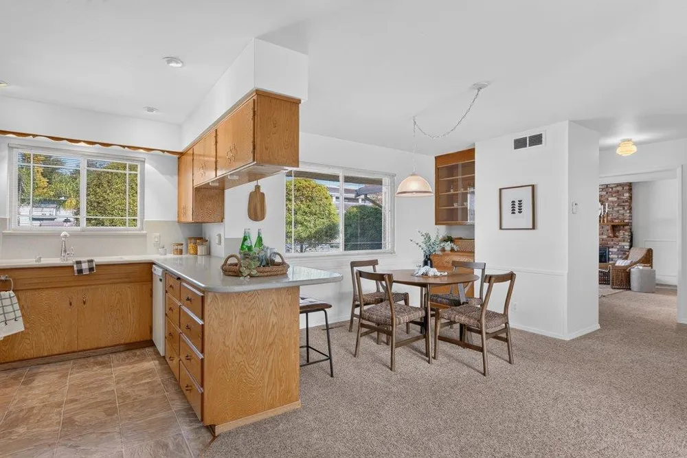 2201 40th Avenue Santa Cruz, CA 95062