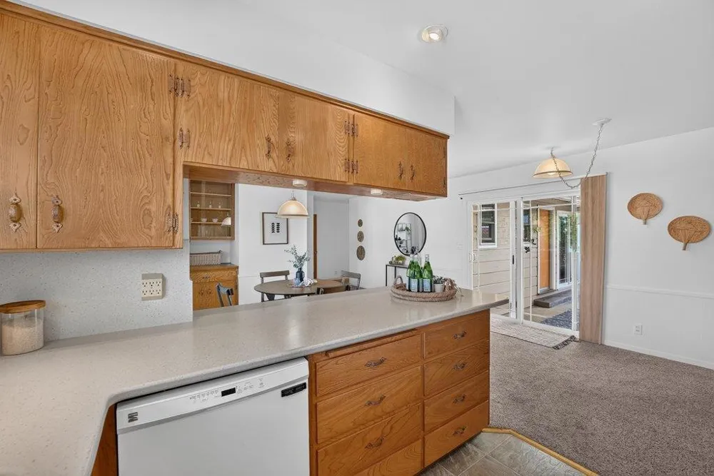 2201 40th Avenue Santa Cruz, CA 95062