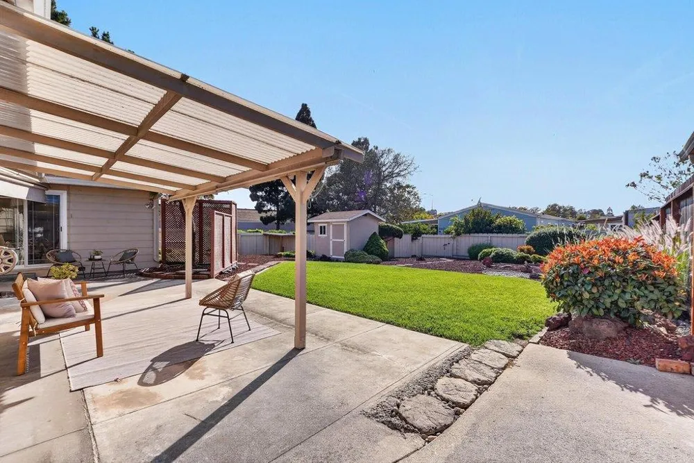 2201 40th Avenue Santa Cruz, CA 95062