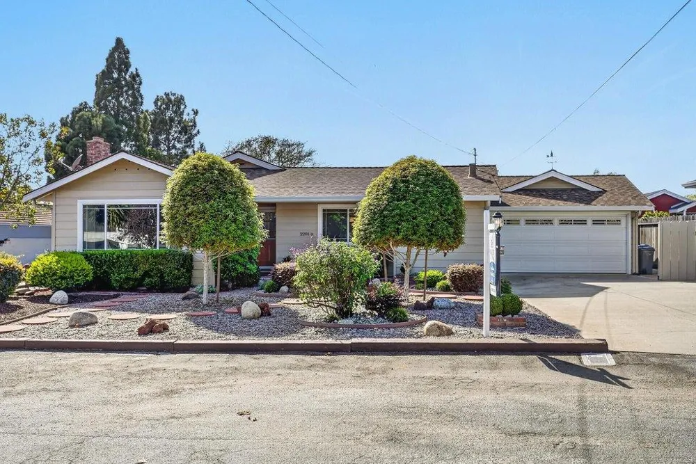 2201 40th Avenue Santa Cruz, CA 95062