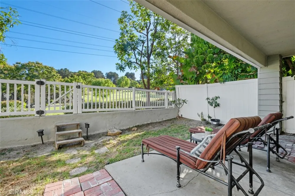36 Rainwood Aliso Viejo, CA 92656