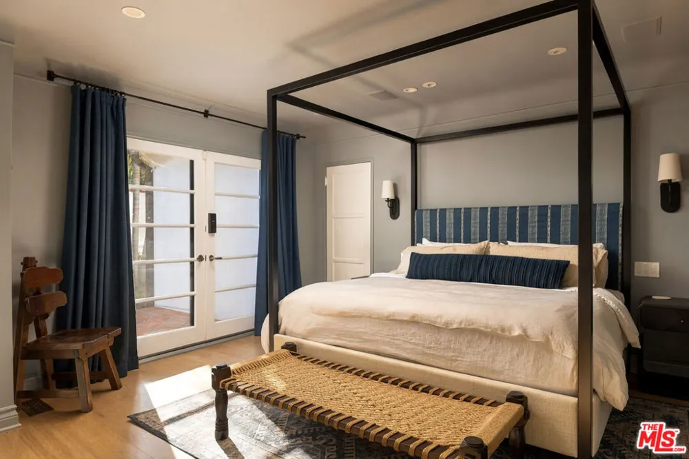 465 Westmount Drive West Hollywood, CA 90048