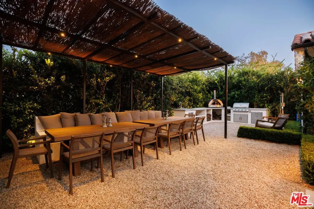465 Westmount Drive West Hollywood, CA 90048