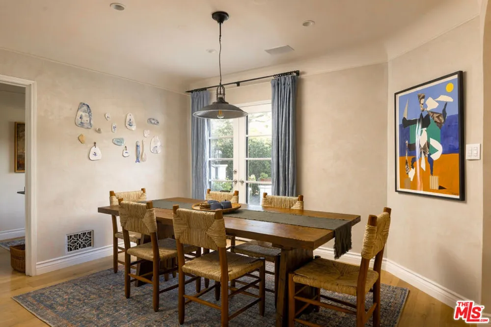 465 Westmount Drive West Hollywood, CA 90048