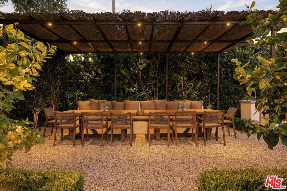 465 Westmount Drive West Hollywood, CA 90048