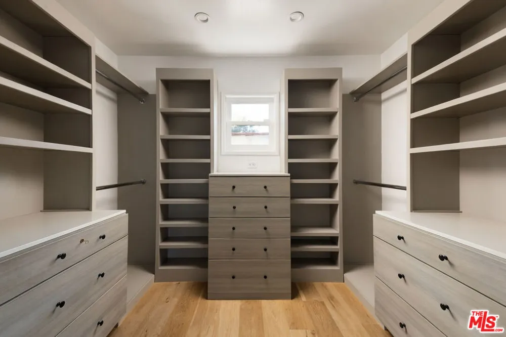 465 Westmount Drive West Hollywood, CA 90048