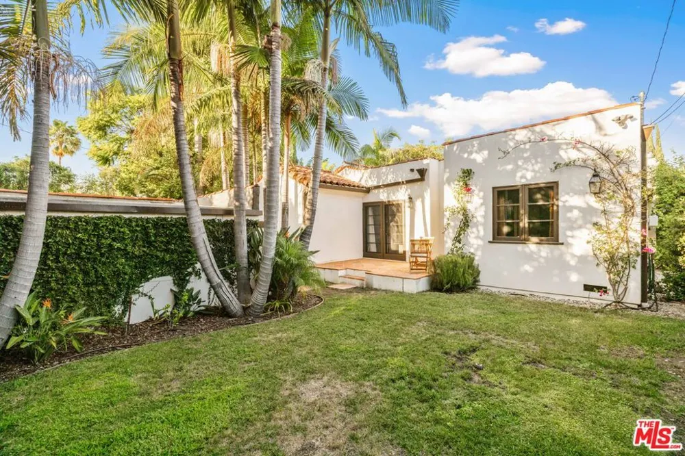 465 Westmount Drive West Hollywood, CA 90048
