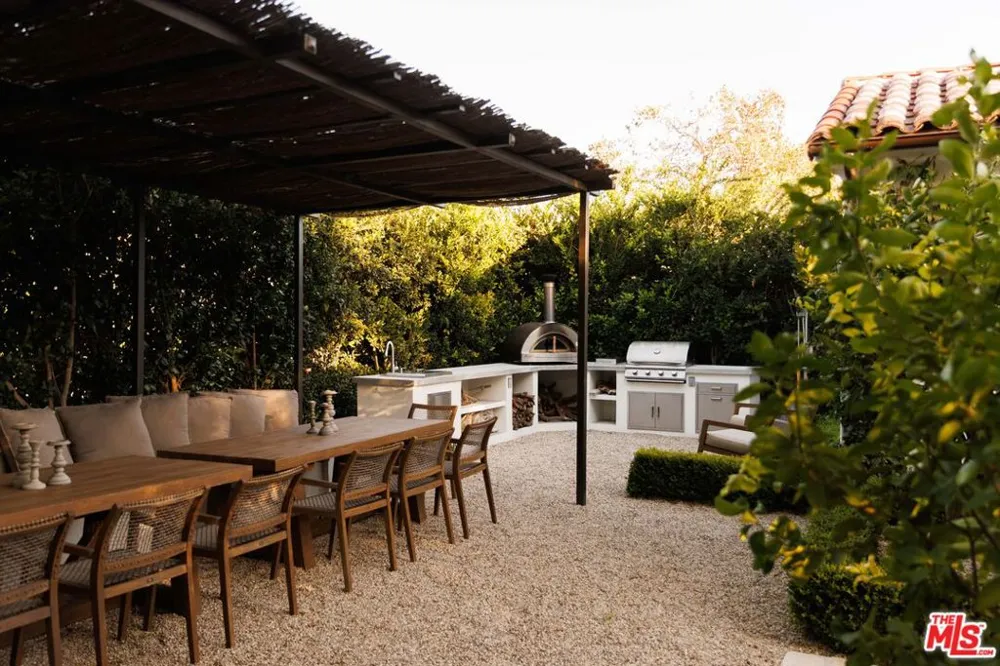 465 Westmount Drive West Hollywood, CA 90048