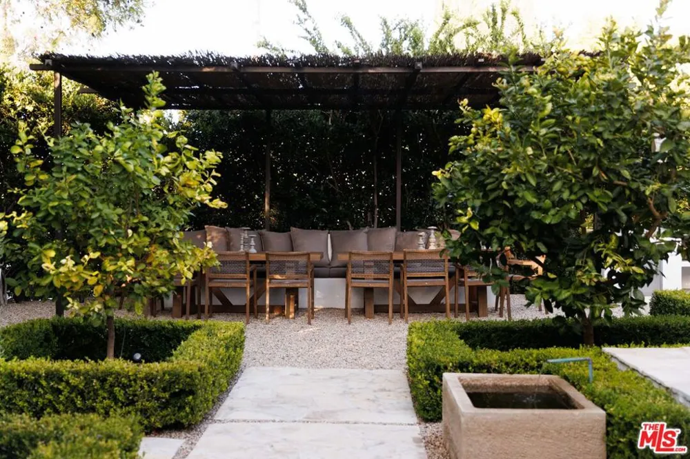 465 Westmount Drive West Hollywood, CA 90048