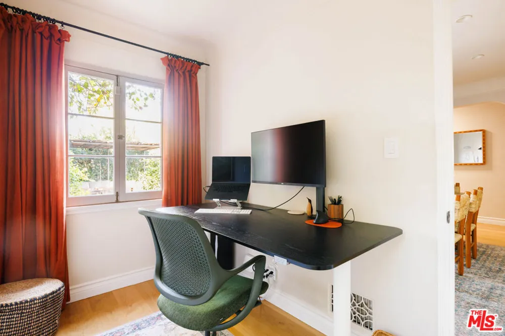 465 Westmount Drive West Hollywood, CA 90048