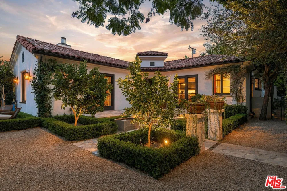 465 Westmount Drive West Hollywood, CA 90048