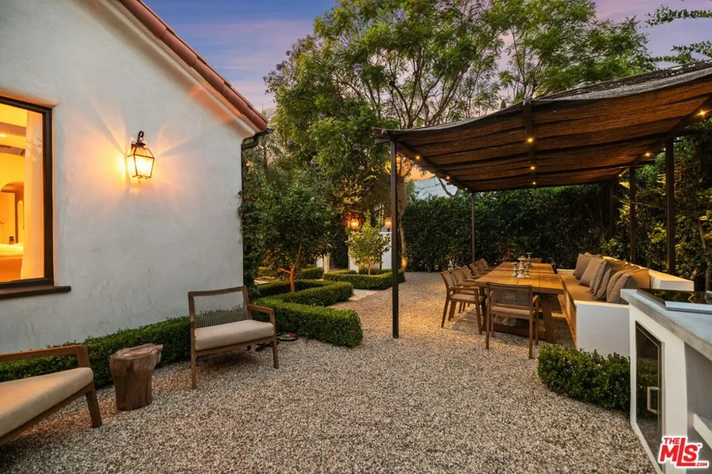 465 Westmount Drive West Hollywood, CA 90048
