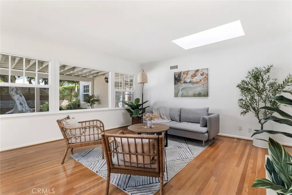 648 Tufts Avenue Burbank, CA 91504