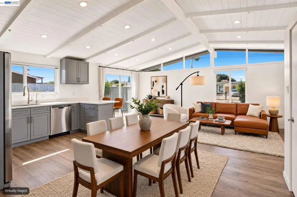 2786 Bal Harbor Ln Hayward, CA 94545