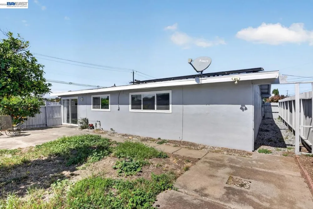 2786 Bal Harbor Ln Hayward, CA 94545
