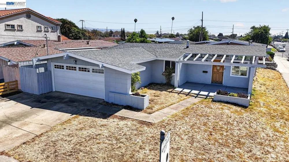 2786 Bal Harbor Ln Hayward, CA 94545