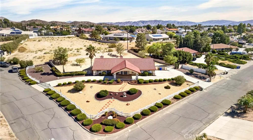 13573 Sunset Drive Apple Valley, CA 92308