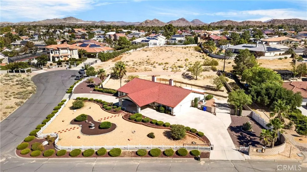 13573 Sunset Drive Apple Valley, CA 92308
