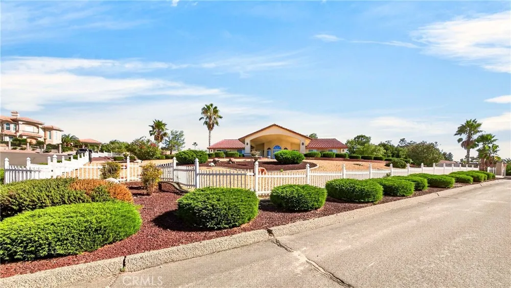 13573 Sunset Drive Apple Valley, CA 92308