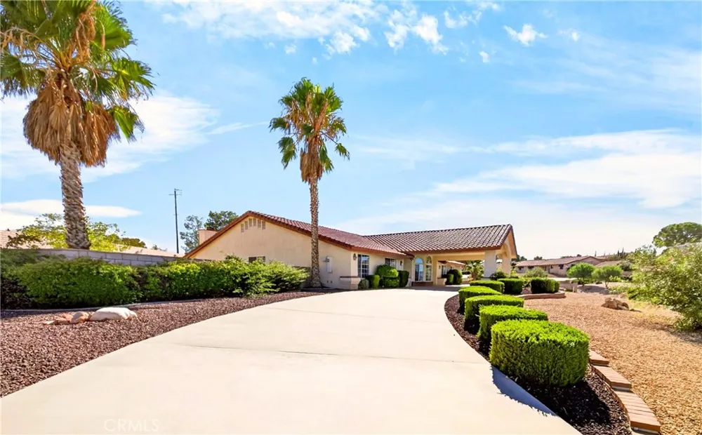 13573 Sunset Drive Apple Valley, CA 92308